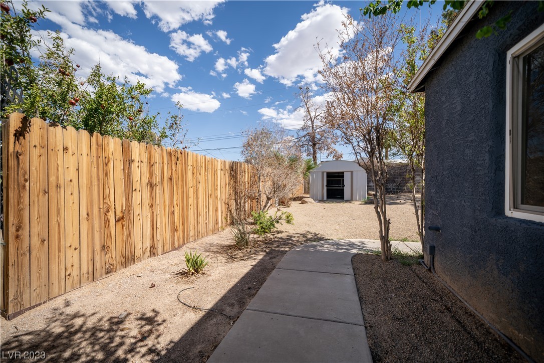 17 Laswell Street Henderson, NV 89015 - Photo 5 of 25