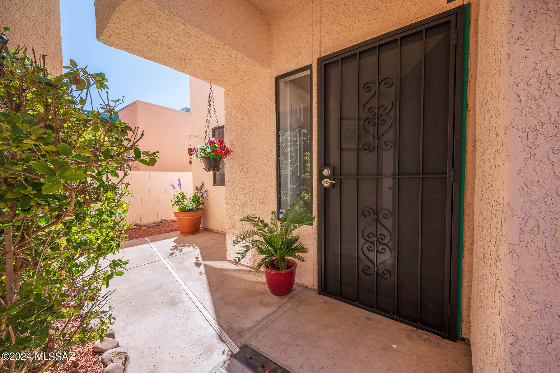 4984 North Valle Road Tucson, AZ 85750 - Photo 7 of 48