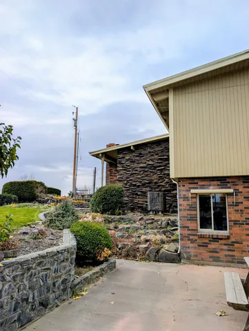 $1,150,000 | 2175 West McManamon Road, Othello, WA 99344