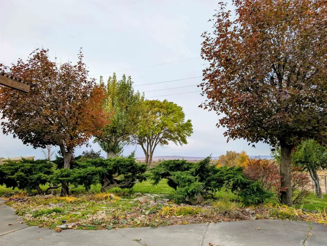 $1,150,000 | 2175 West McManamon Road, Othello, WA 99344