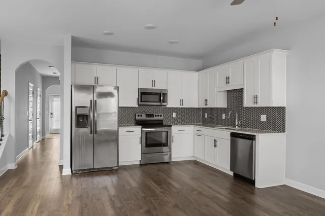 $1,900 | 2572 Napa Valley Way, Columbia, TN 38401