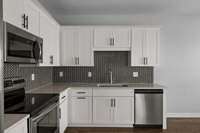 $1,900 | 2572 Napa Valley Way, Columbia, TN 38401