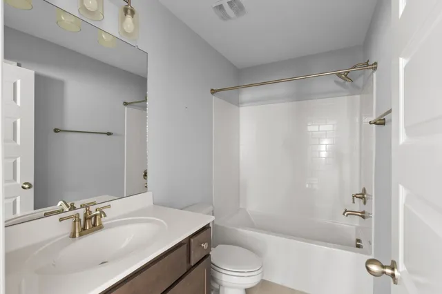 $1,900 | 2572 Napa Valley Way, Columbia, TN 38401