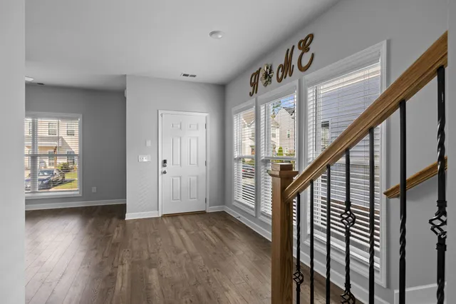 $1,900 | 2572 Napa Valley Way, Columbia, TN 38401