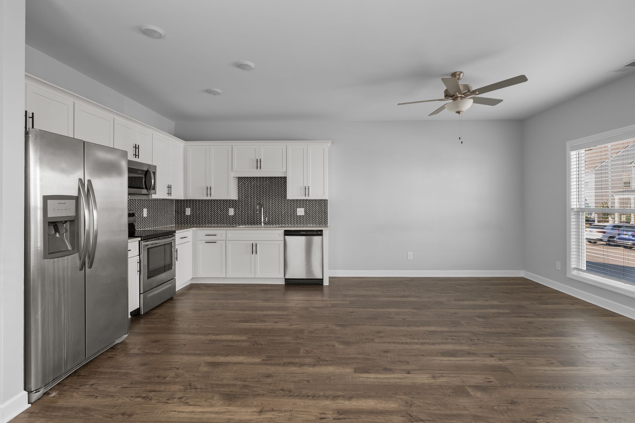 2572 Napa Valley Way Columbia, TN 38401 - Photo 9 of 29