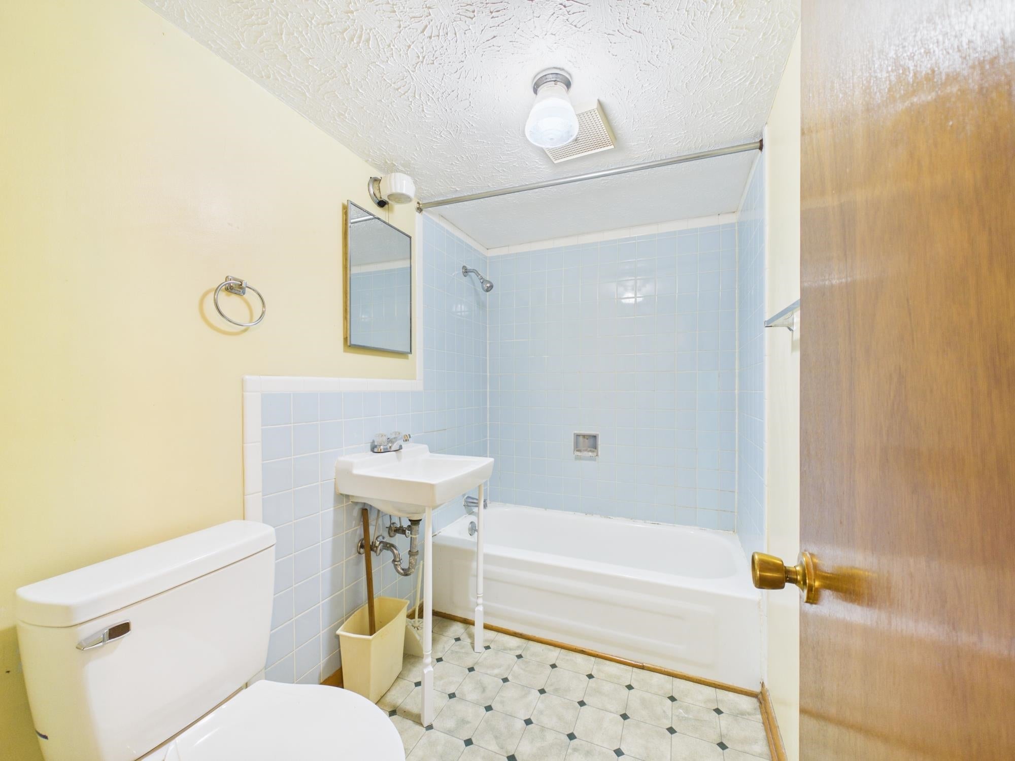 849 Grapevine Road Huntington, WV 25701 - Photo 19 of 22 Gallery Image 19