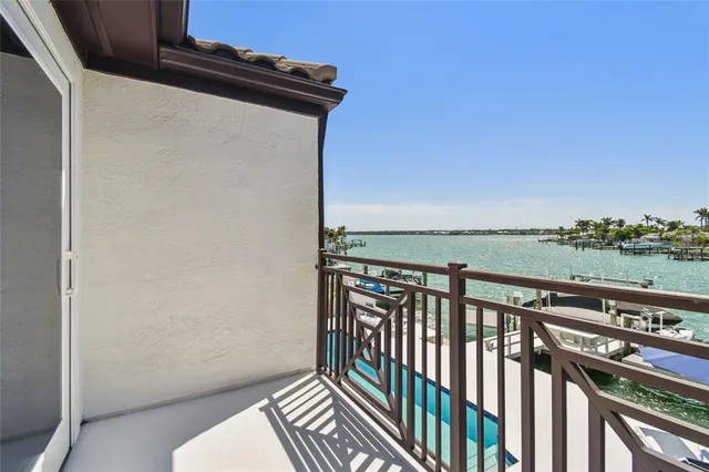 $2,599,000 | 2233 Donato Drive, Belleair Beach, FL 33786