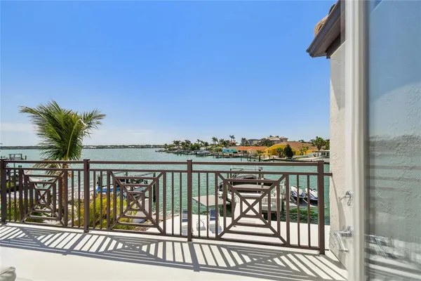 $2,400,000 | 2233 Donato Drive, Belleair Beach, FL 33786