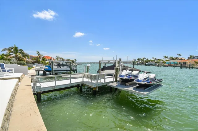 $2,599,000 | 2233 Donato Drive, Belleair Beach, FL 33786