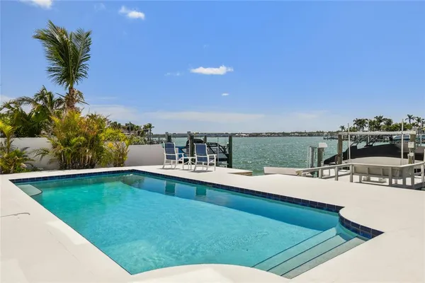 $2,400,000 | 2233 Donato Drive, Belleair Beach, FL 33786