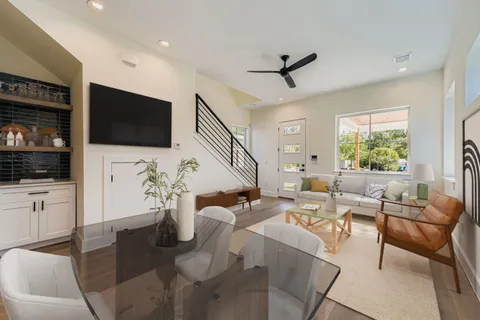 $538,999 | 4712 South Forest Drive, Austin, TX 78745