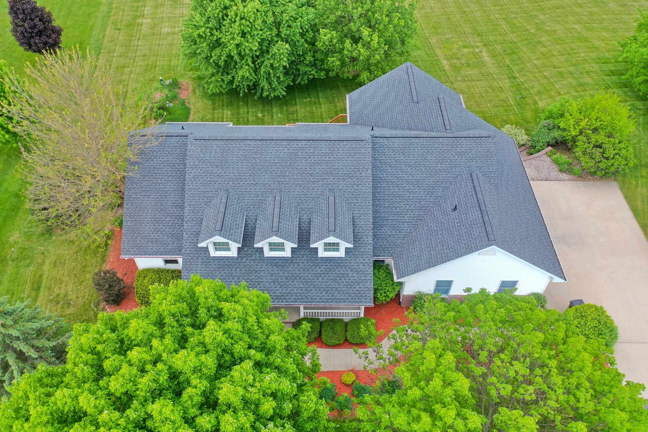 W7436 Ridgeside Drive Neenah, WI 54956 - Photo 9 of 57