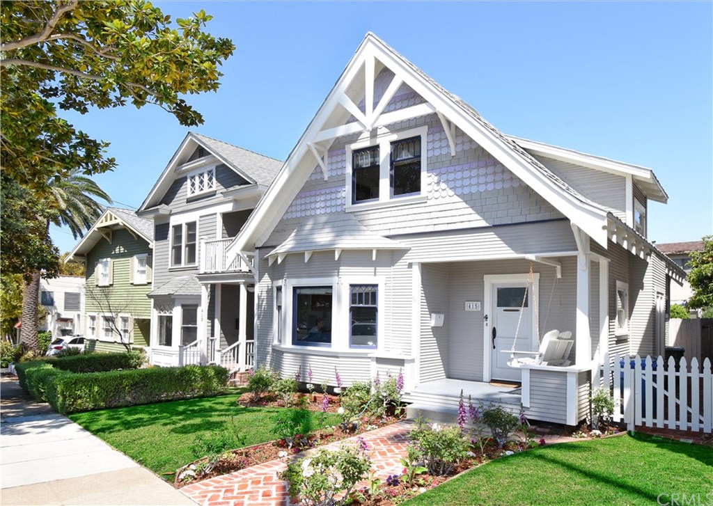 415 Emerald Street Redondo Beach, CA 90277 - Photo 2 of 21