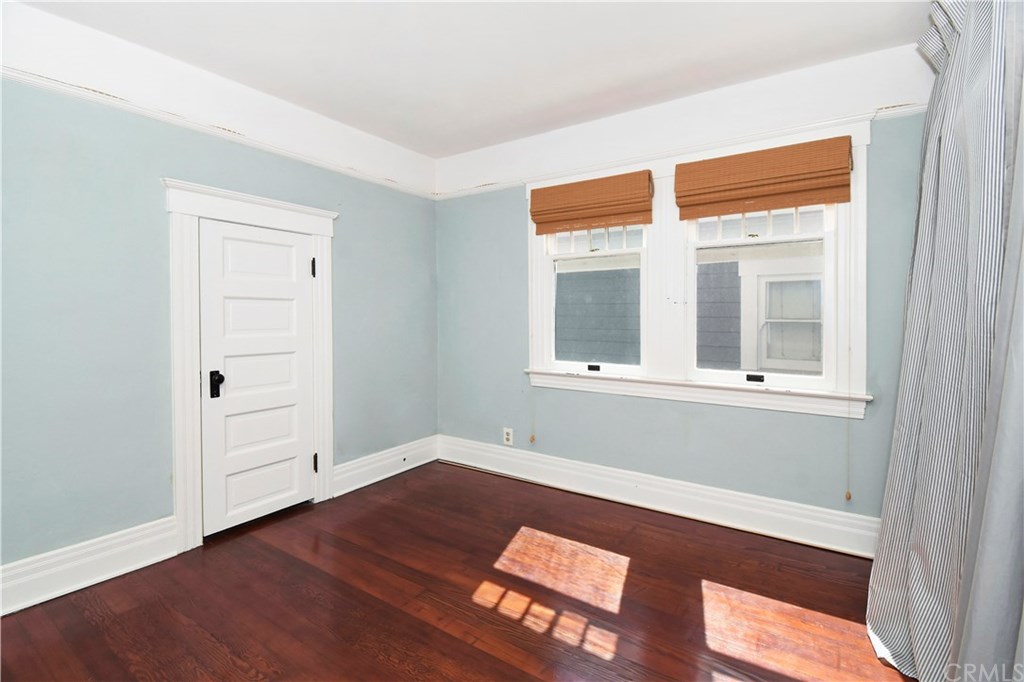 415 Emerald Street Redondo Beach, CA 90277 - Photo 14 of 21