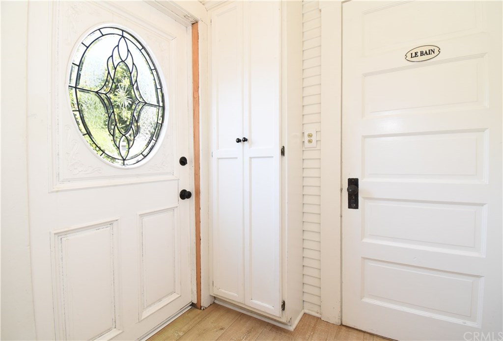 415 Emerald Street Redondo Beach, CA 90277 - Photo 10 of 21