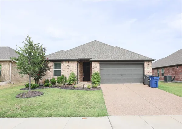 $2,130 | 4012 Mockingbird Lane, Melissa, TX 75454