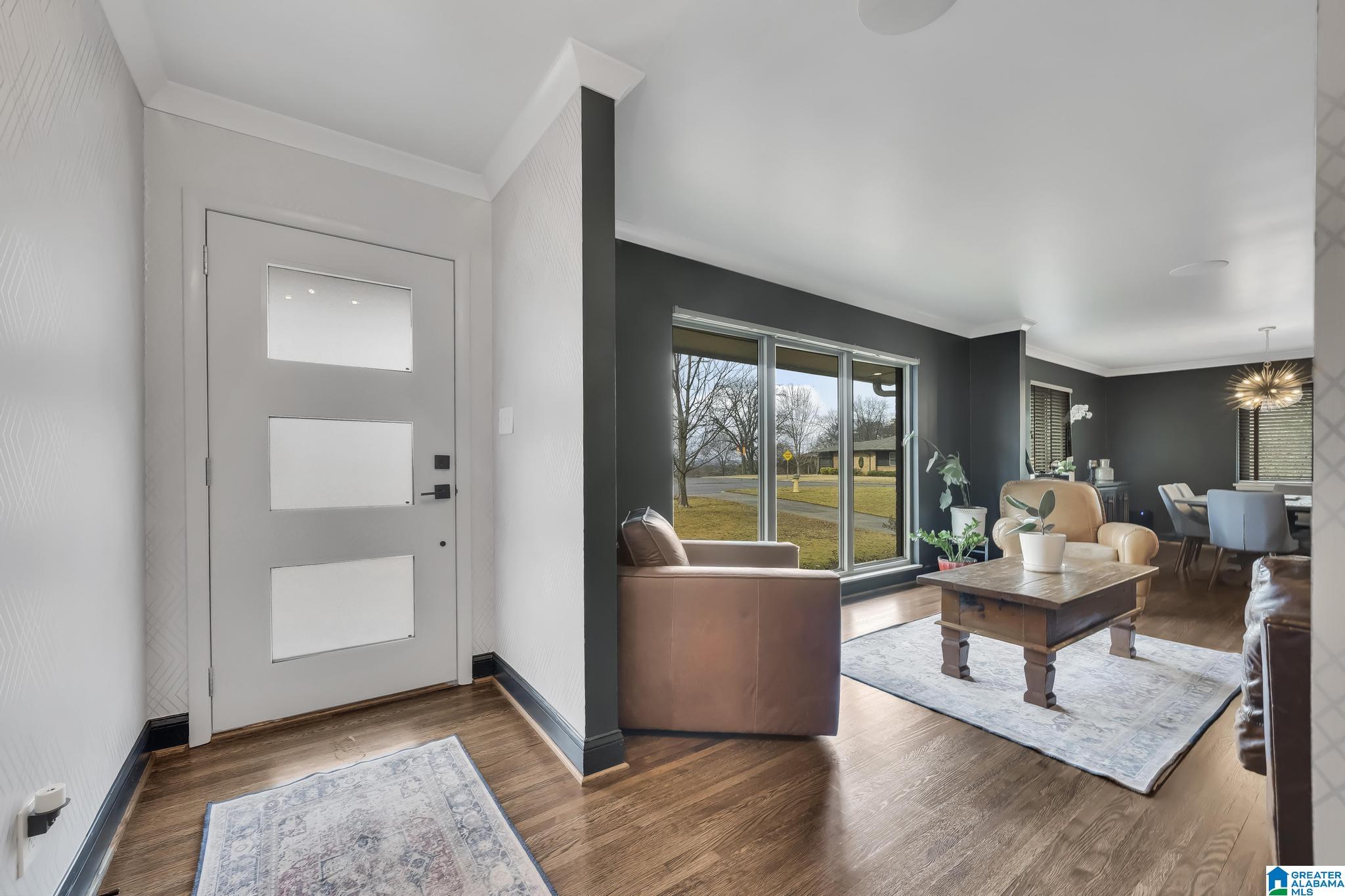 4229 Woodvale Road Birmingham, AL 35222 - Photo 4 of 46