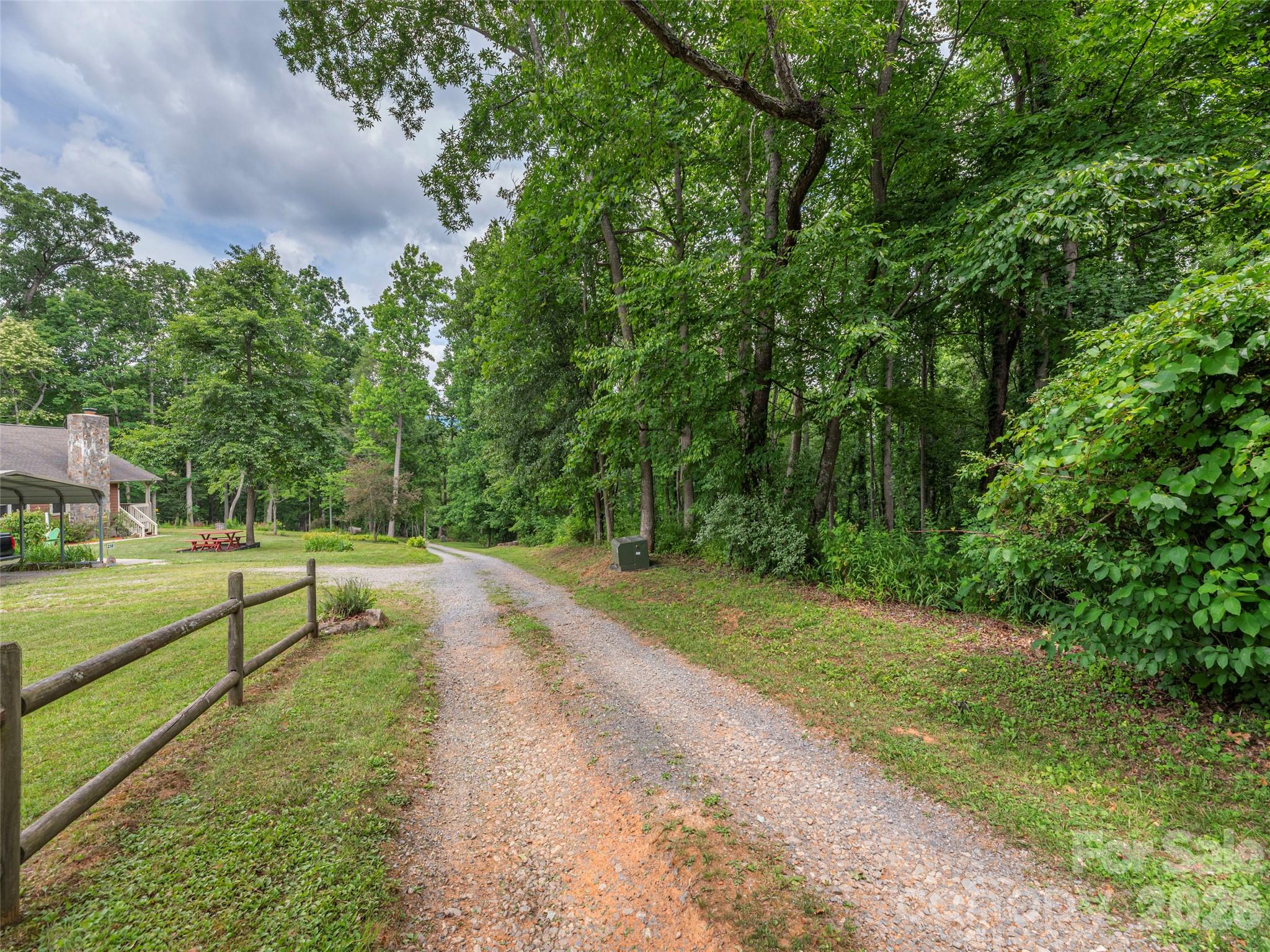 241 Clyde View Heights Clyde, NC 28721 - Photo 3 of 7