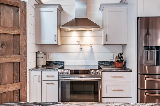 $825,000 | 5 Whippoorwill Drive, Naples, ME 04055