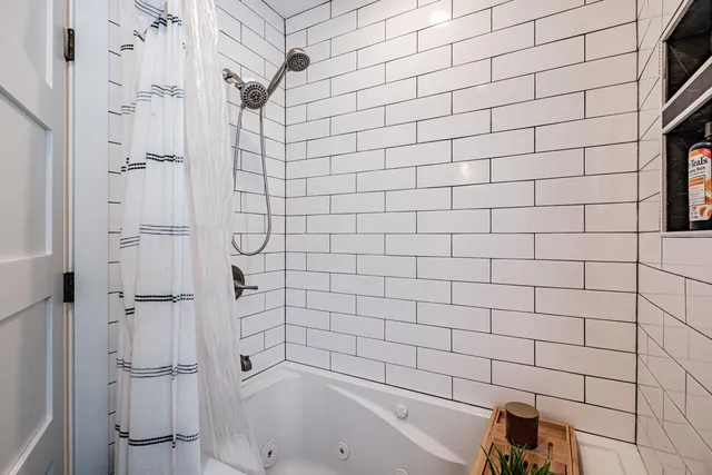 $825,000 | 5 Whippoorwill Drive, Naples, ME 04055