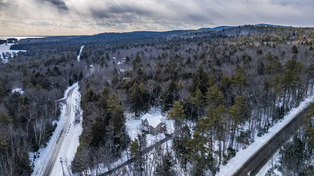 $825,000 | 5 Whippoorwill Drive, Naples, ME 04055