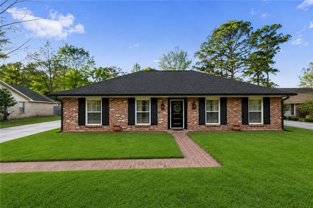 291 Cross Gates Boulevard Slidell, LA 70461 - Photo 2 of 10