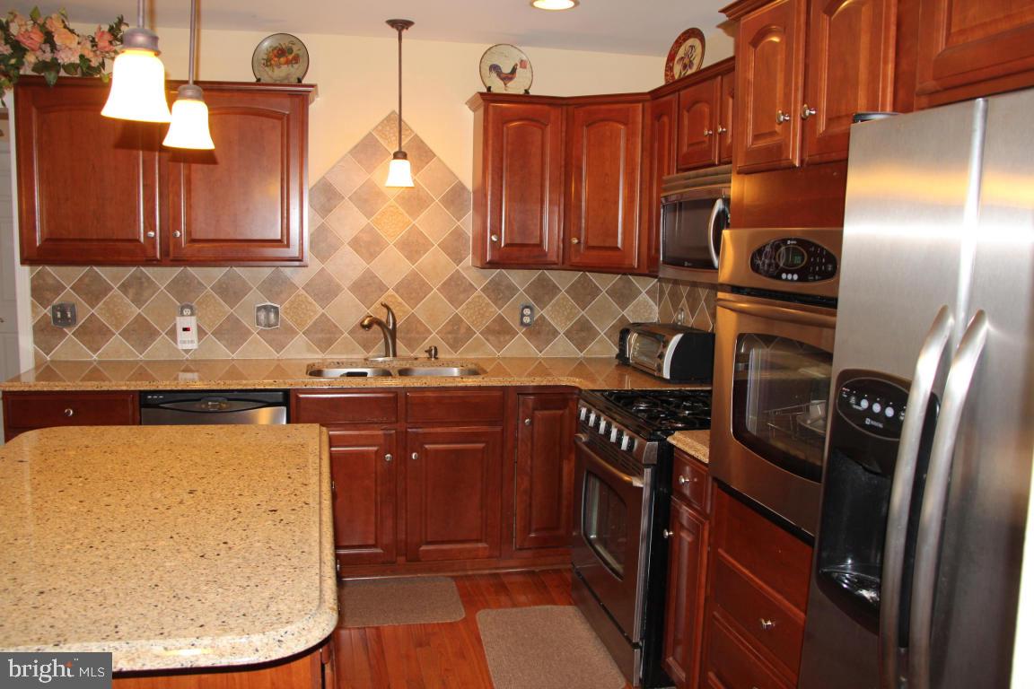 863 Sylvan Road Lancaster, PA 17601 - Photo 12 of 33 Gallery Image 12