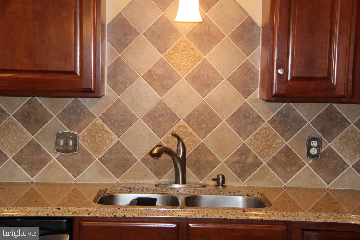 863 Sylvan Road Lancaster, PA 17601 - Photo 13 of 33 Gallery Image 13