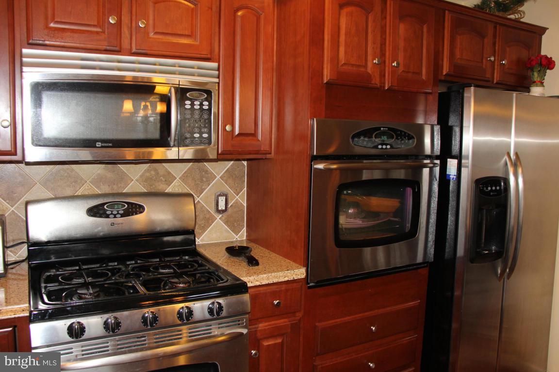 863 Sylvan Road Lancaster, PA 17601 - Photo 14 of 33 Gallery Image 14
