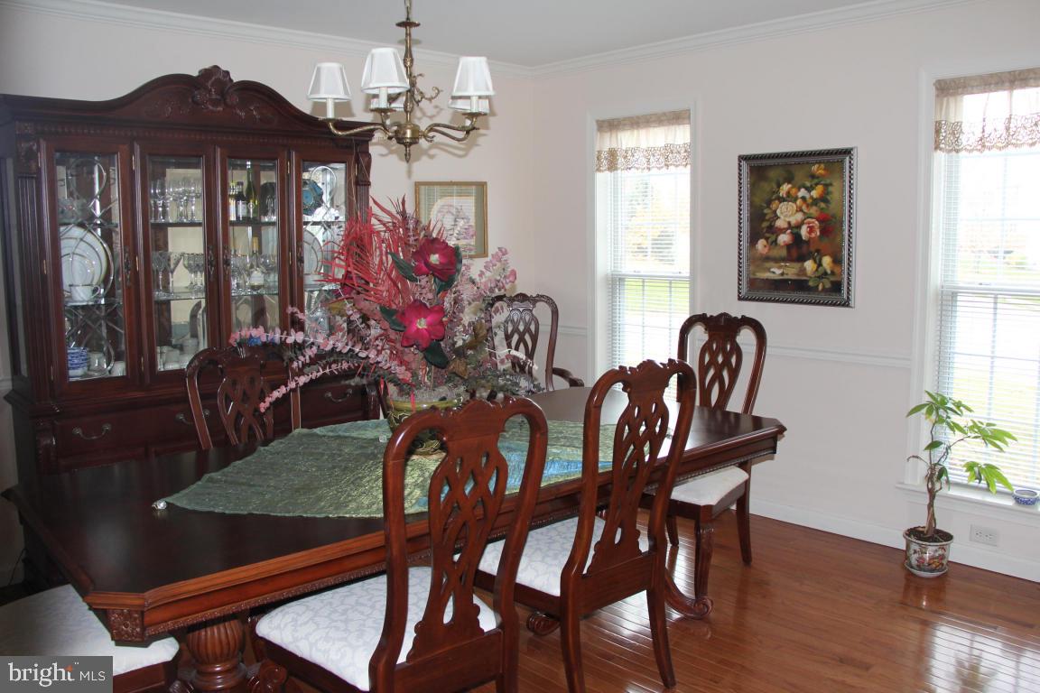 863 Sylvan Road Lancaster, PA 17601 - Photo 4 of 33 Gallery Image 4
