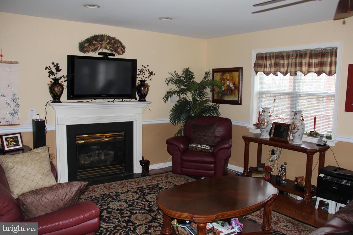 863 Sylvan Road Lancaster, PA 17601 - Photo 8 of 33 Gallery Image 8