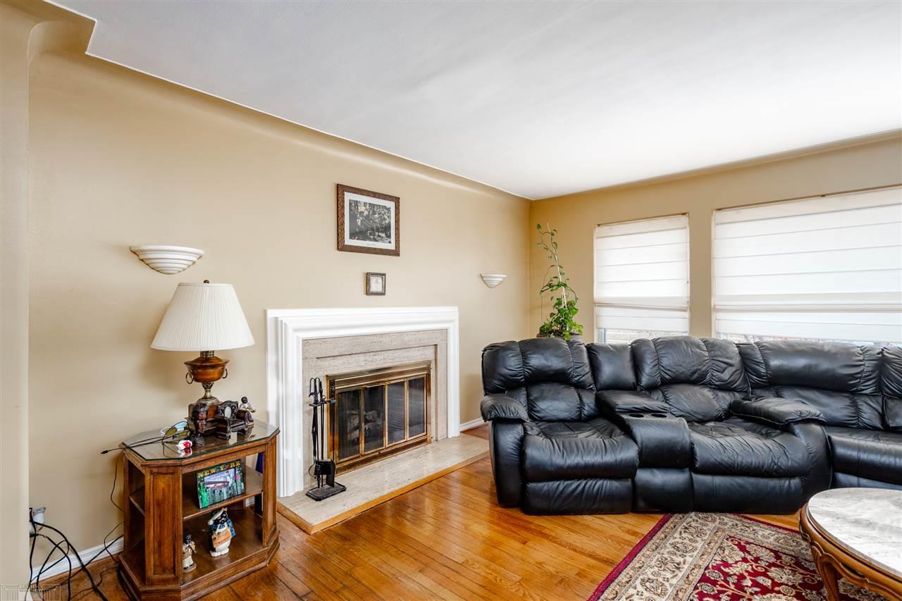 1131 North Renaud Road Grosse Pointe Woods, MI 48236 - Photo 20 of 46