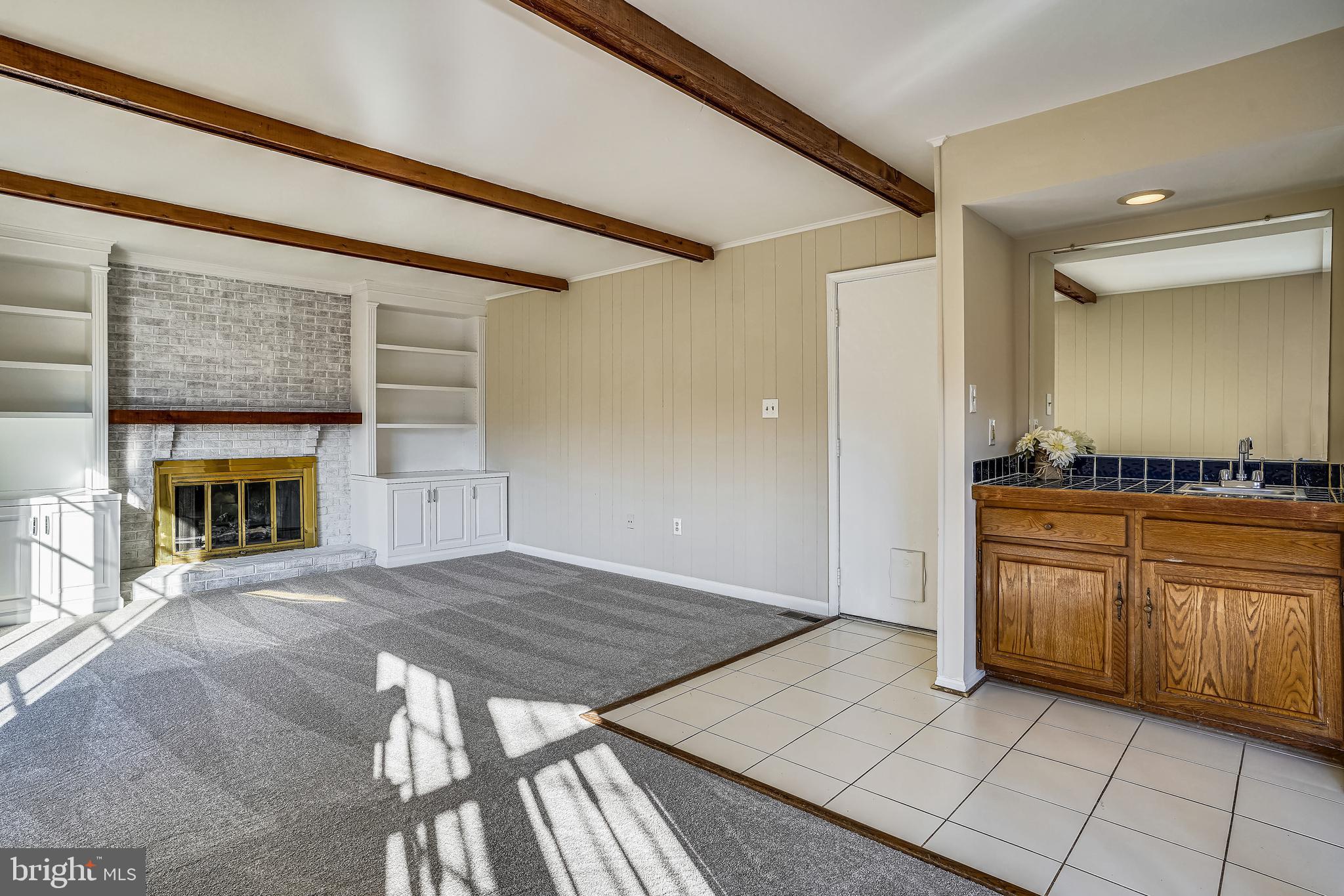 10186 Red Spruce Road Fairfax, VA 22032 - Photo 18 of 60 Garage is conveniently located off of family room.