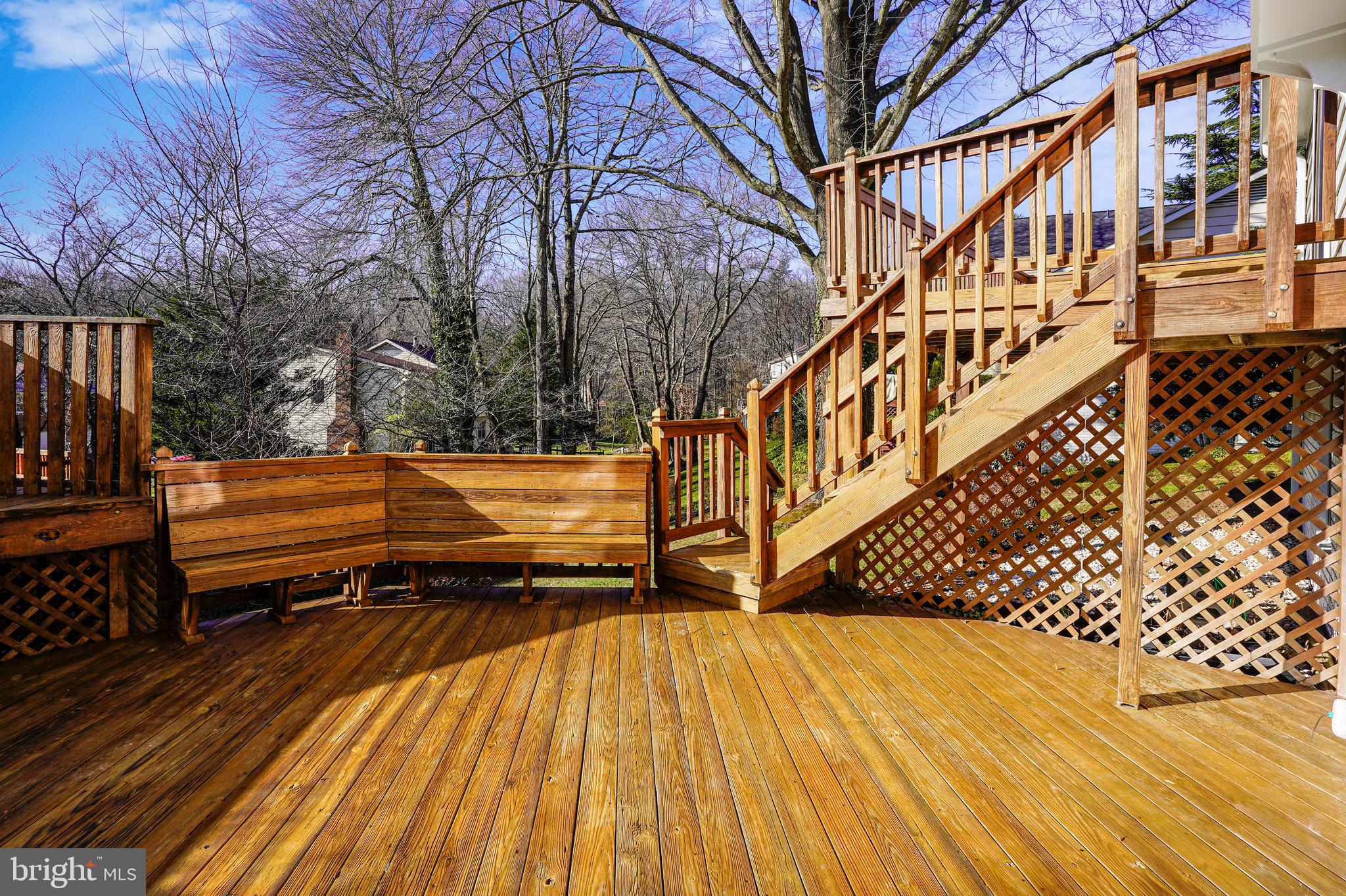 10186 Red Spruce Road Fairfax, VA 22032 - Photo 26 of 60 Magnificent two-tier deck.