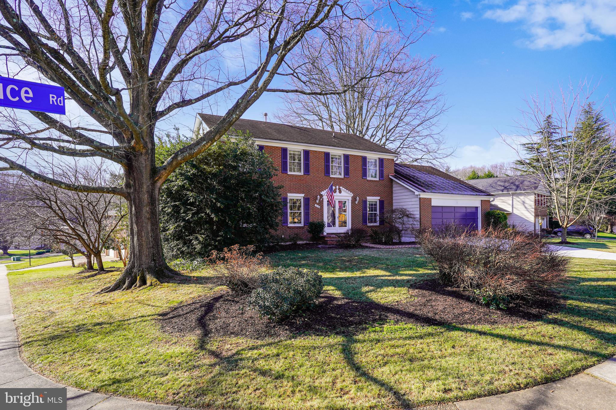 10186 Red Spruce Road Fairfax, VA 22032 - Photo 4 of 60 Beautiful corner lot on cul-de-sac.