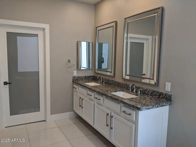 $2,975 | 5322 West Mercury Place, Chandler, AZ 85226