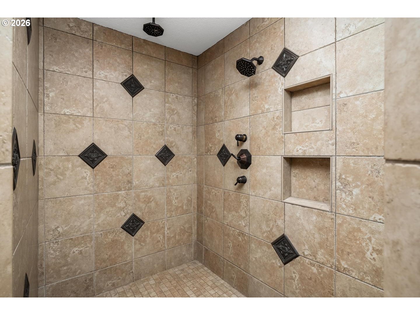 16410 Southwest Nighthawk Drive Beaverton, OR 97007 - Photo 26 of 48 Owner's Suite Bathroom
