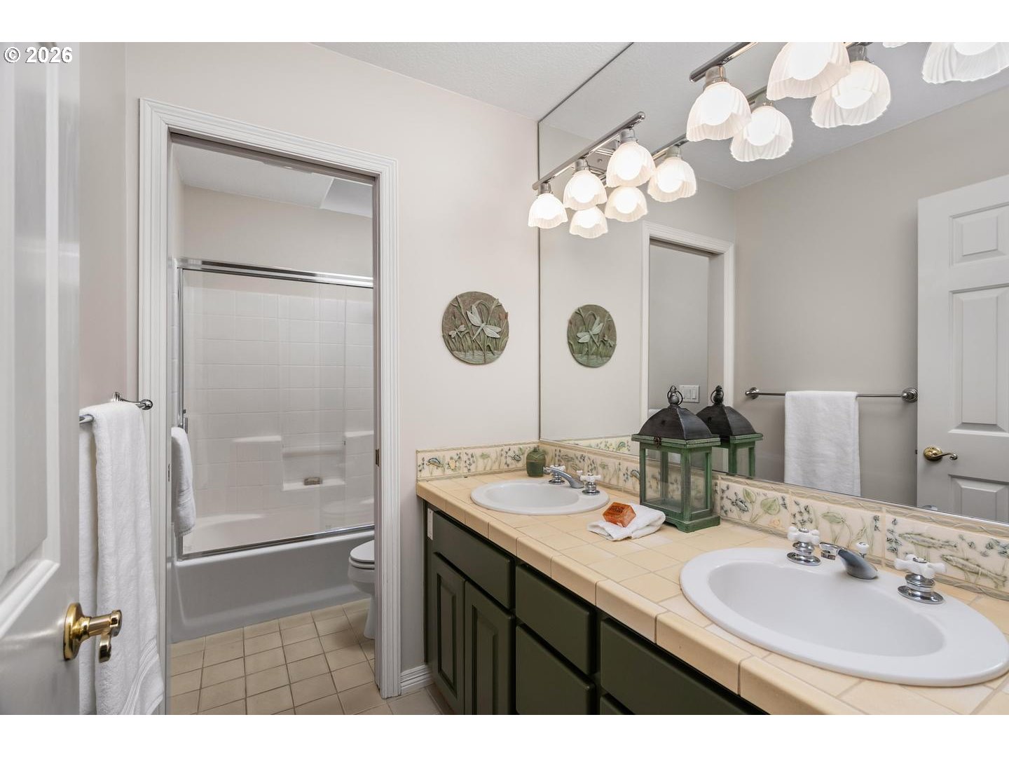 16410 Southwest Nighthawk Drive Beaverton, OR 97007 - Photo 31 of 48 Bathroom