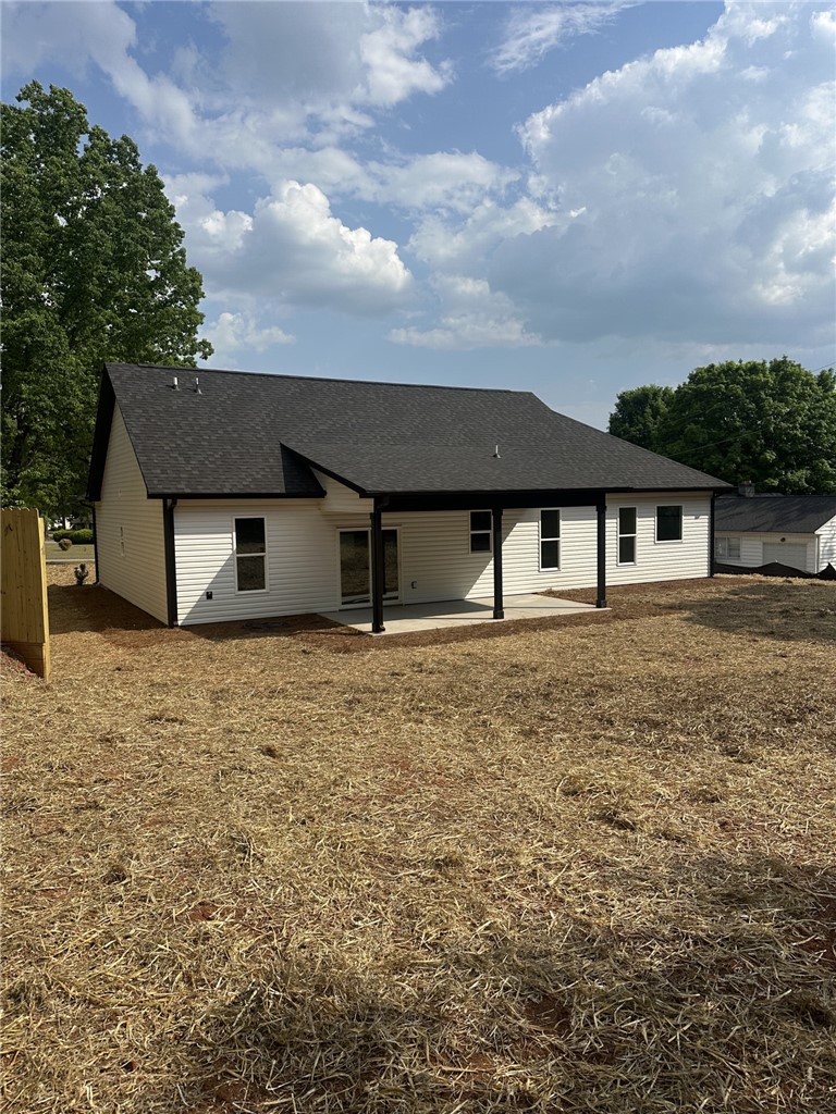 1427 East Calhoun Street Anderson, SC 29621 - Photo 2 of 20
