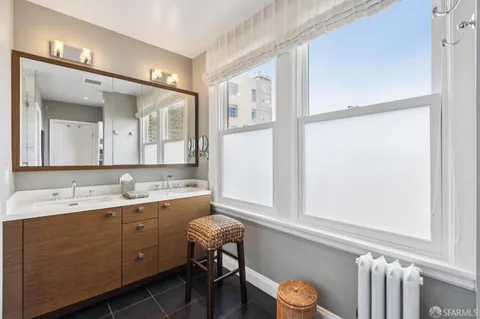 $3,895,000 | 1100 Sacramento Street, Unit 302, San Francisco, CA 94108