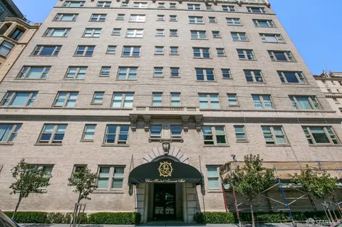 $3,895,000 | 1100 Sacramento Street, Unit 302, San Francisco, CA 94108