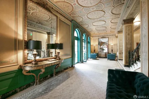 $3,895,000 | 1100 Sacramento Street, Unit 302, San Francisco, CA 94108