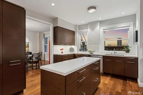 $3,895,000 | 1100 Sacramento Street, Unit 302, San Francisco, CA 94108