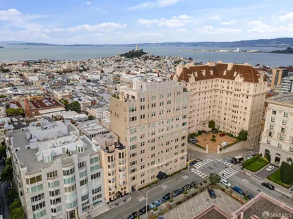 $3,895,000 | 1100 Sacramento Street, Unit 302, San Francisco, CA 94108