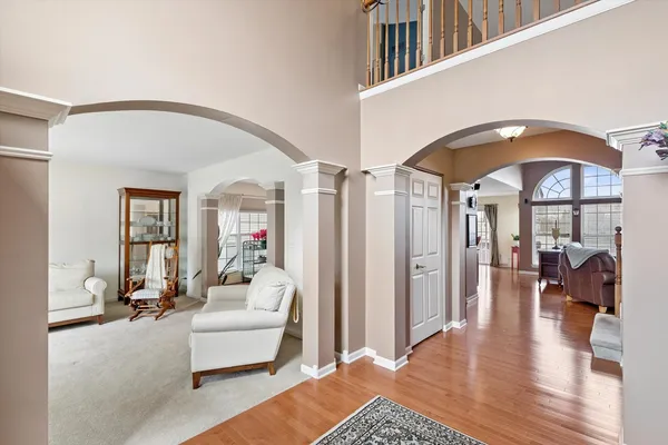 $574,900 | 4917 Kimball Lane, Carpentersville, IL 60110