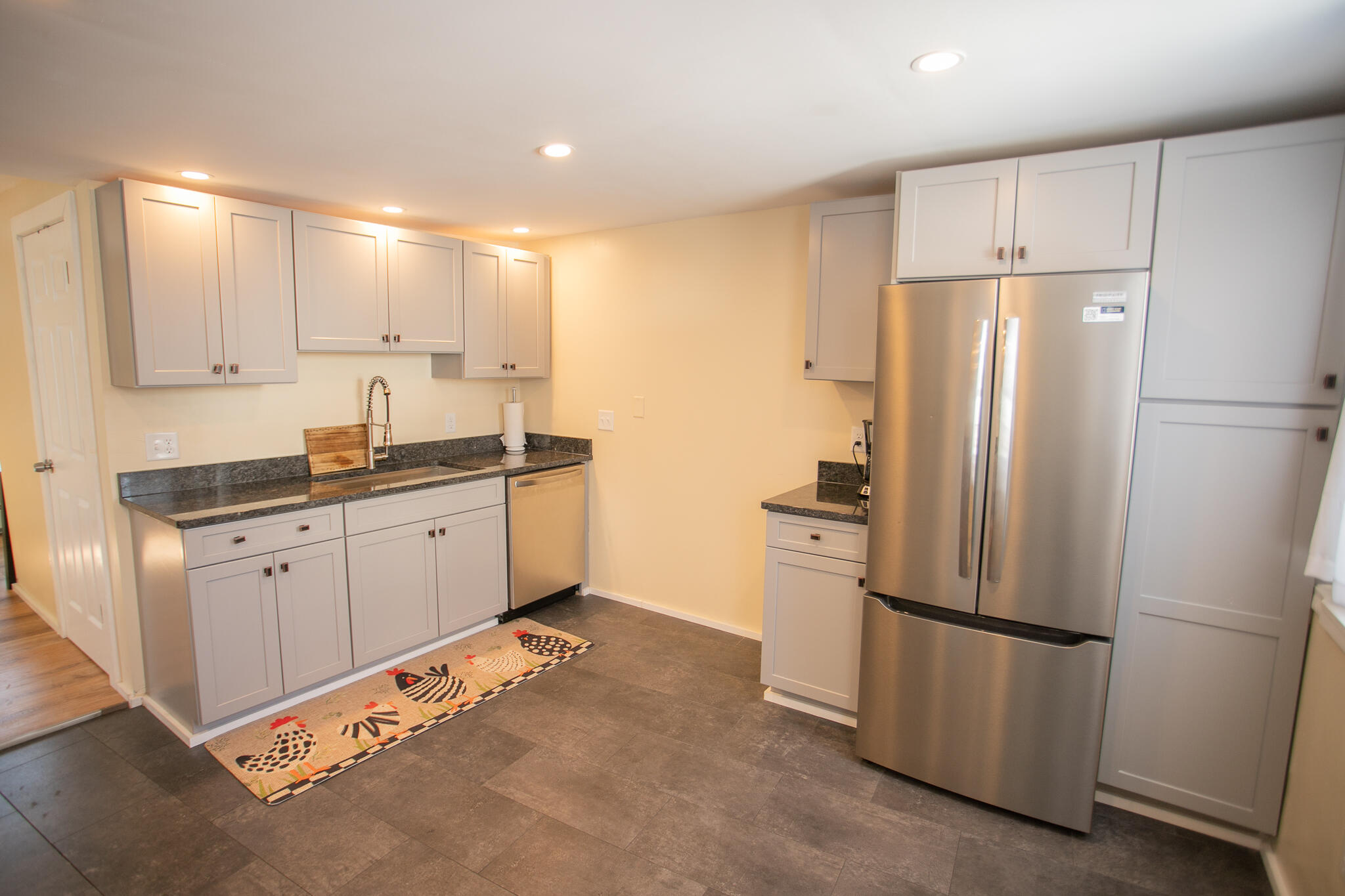 166 York Street Bangor, ME 04401 - Photo 9 of 50 IMG_0241