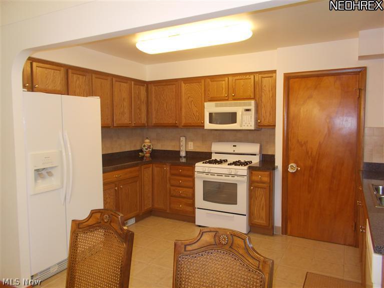 7105 Ridge Road Cleveland, OH 44129 - Photo 4 of 6 Gallery Image 4