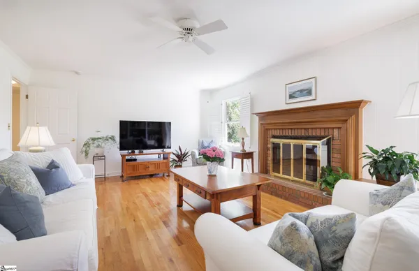 $549,900 | 512 Devenger Road, Greenville, SC 29615