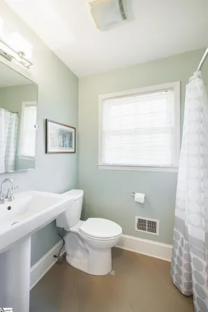 $549,900 | 512 Devenger Road, Greenville, SC 29615