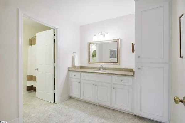 $549,900 | 512 Devenger Road, Greenville, SC 29615